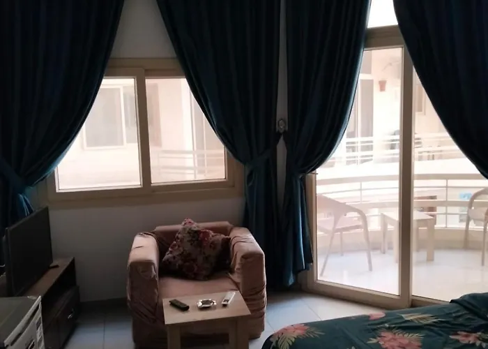 Blue Sky Arabia Apartman *