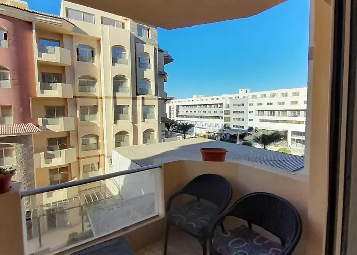 Blue Sky Arabia Daire